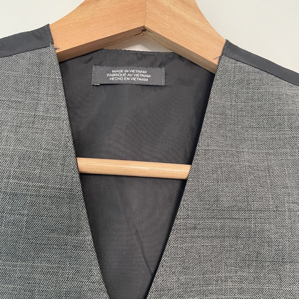 Van Heusen Gray Suit Vest Toddler 3T Boys Formal Wedding Dress Wear Party Layer - Picture 5 of 7